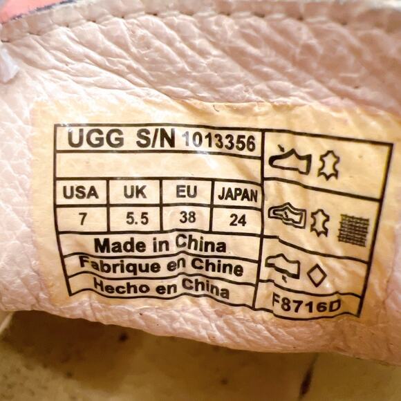 UGG Carilyn Suede Flats Women’s Size 7 Leather Blue Slip On Laces Sneaker Shoes - Picture 8 of 11